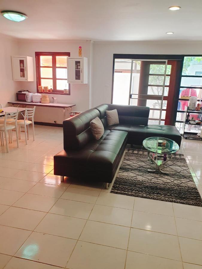 Kru Nat'S Bed & Breakfast W/ Private Rooms & Gym 방콕 외부 사진